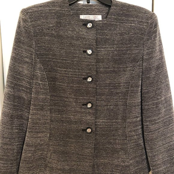 Larry Levine Charcoal Pant Suit - Picture 2 of 13